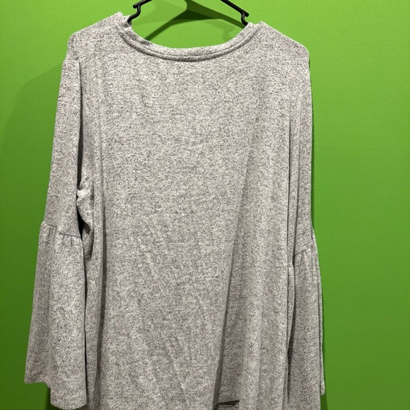 Philosophy Gray Sweater - Picture 3 of 7